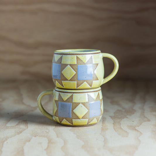 Mini Sawtooth Quilt Mug-Lemon/Purple