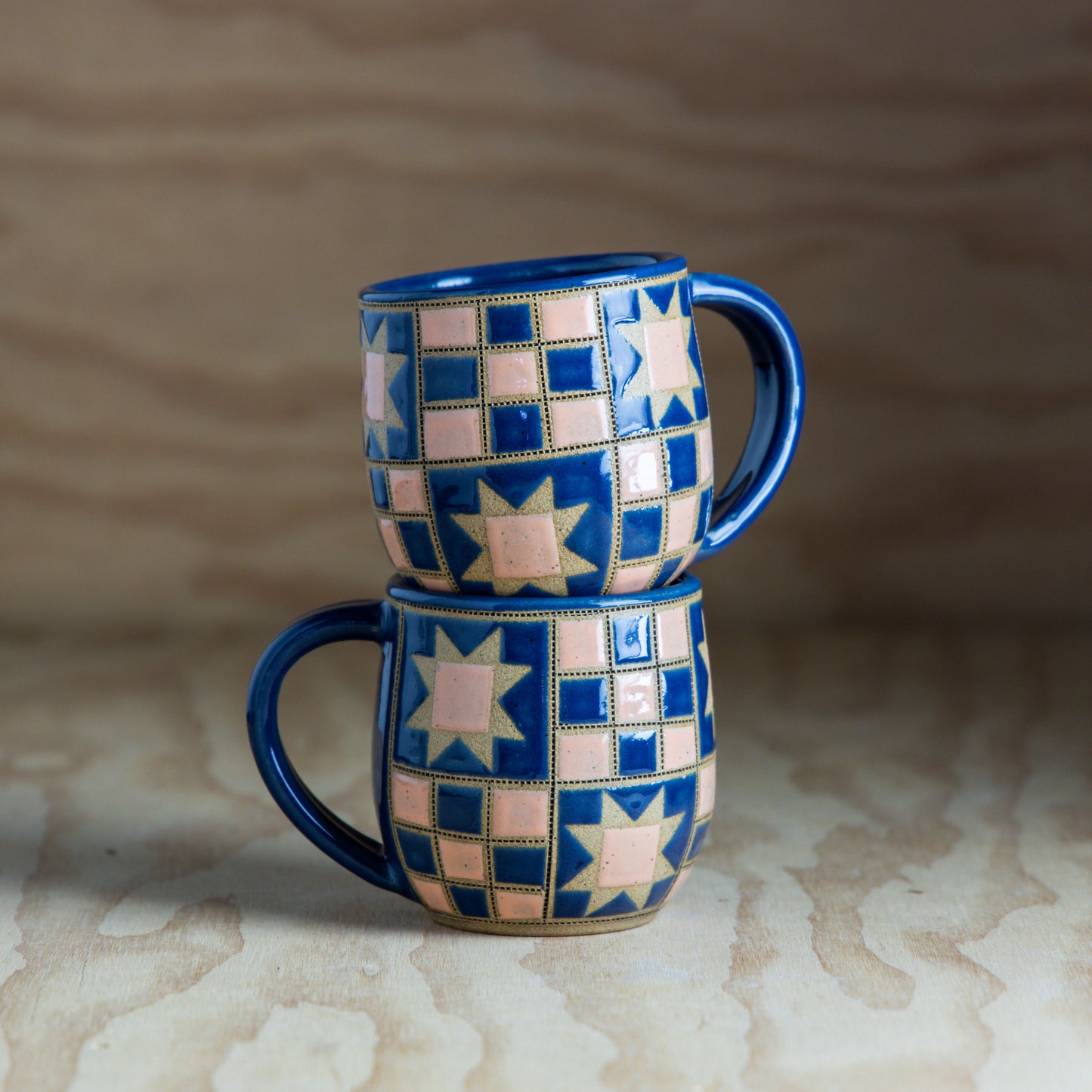 Sawtooth 9 patch Quilted Mug-Steel/Peach