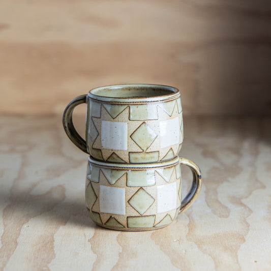Mini Sawtooth Quilt Mug-Brown