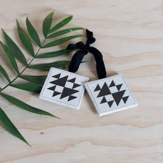 Black Fox and Geese Quilt Ornament