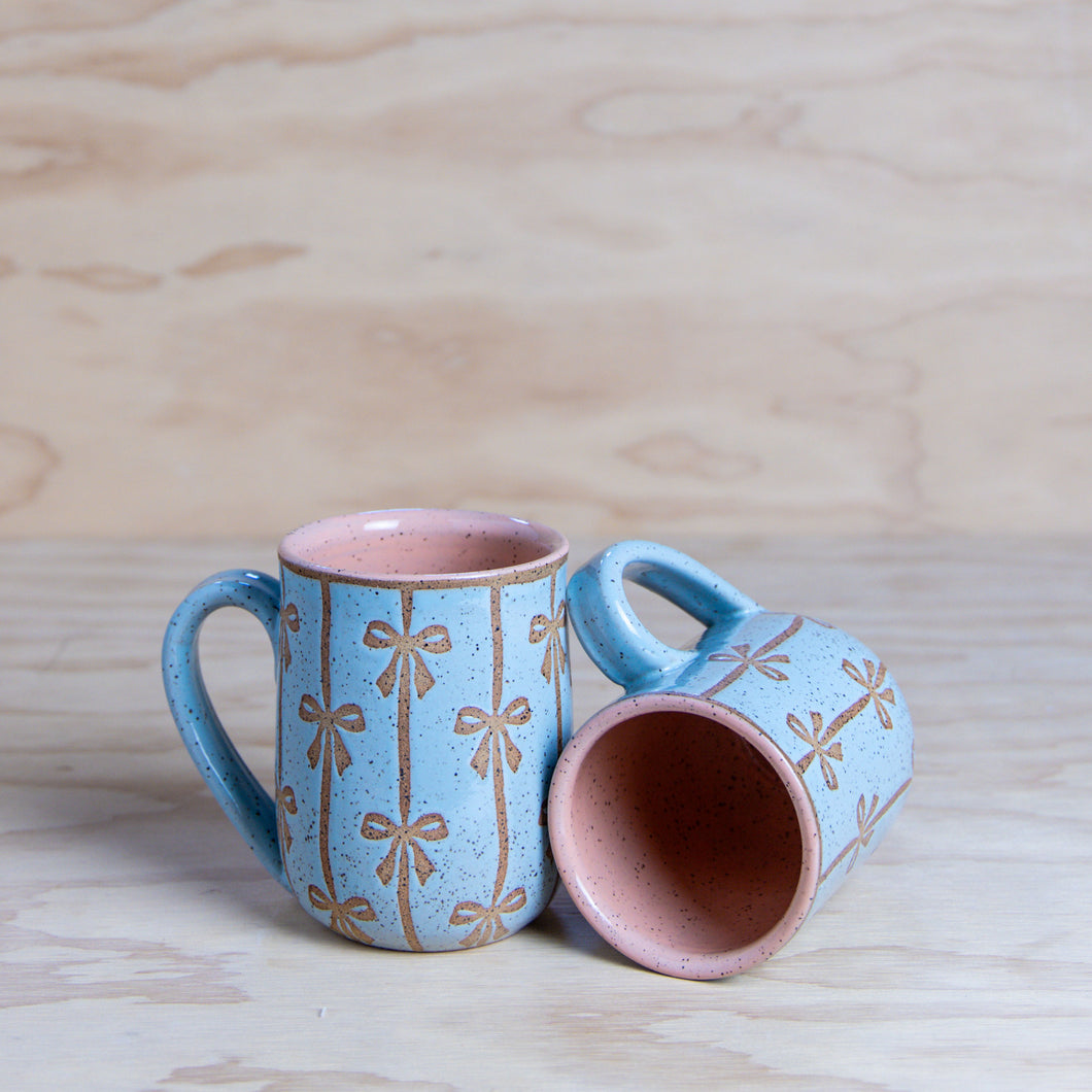 PRE-ORDER Peach Blue Linked Bow Mug