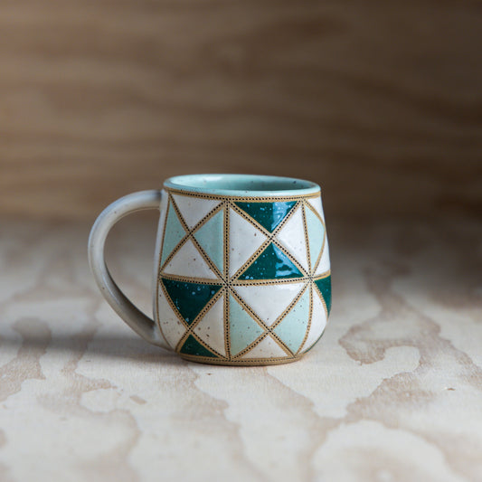 Hourglass Quilt Mug-Mint